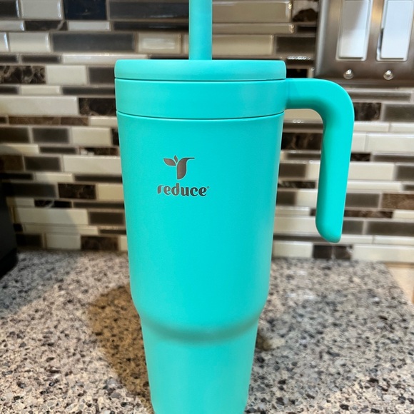 Reduce Turquoise Tumbler with Handle - Picture 1 of 6